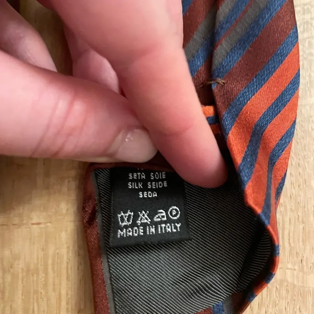 Valentino tie